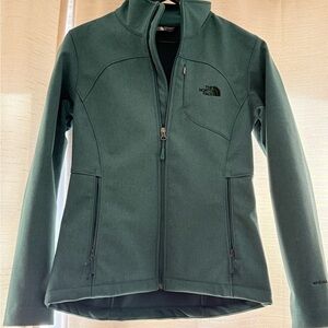 The North Face Women's Apex Softshell Jacket